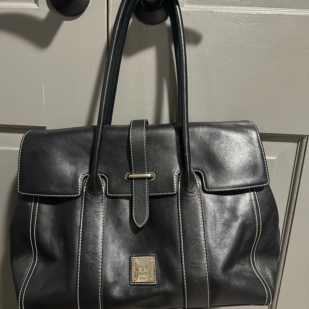 Dooney & Bourke bag - immaculate condition! Only used a couple of times.